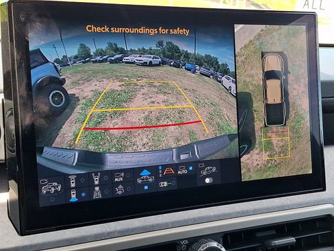 Used 2024 Toyota Tacoma 4x4 Double Cab Hybrid image 19