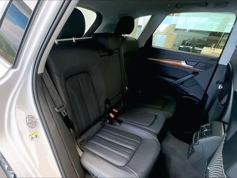 Certified 2023 Audi Q5 2.0T Premium Plus w/ Premium Plus Package image 20