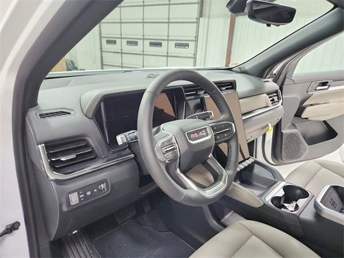 New 2026 GMC Terrain Elevation image 18