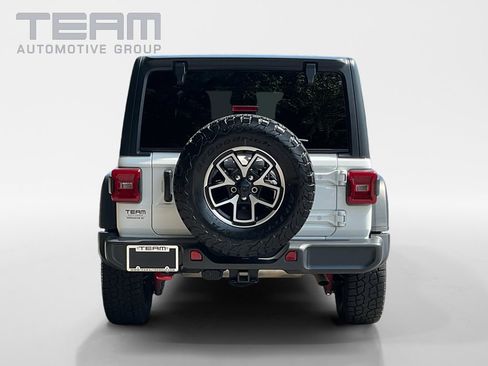 Used 2026 Jeep Wrangler Unlimited Rubicon AWD/4WD image 6