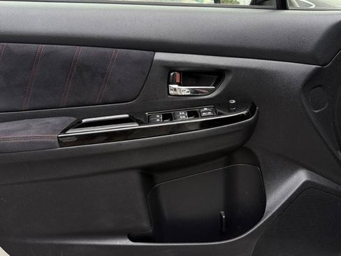 Used 2018 Subaru WRX STI AWD/4WD image 40