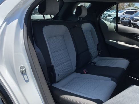 Used 2023 Chevrolet Equinox LS FWD image 20