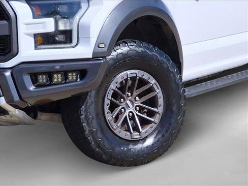 Used 2019 Ford F150 Raptor w/ Equipment Group 802A Luxury AWD/4WD image 7