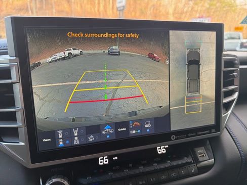 Used 2023 Toyota Tundra Platinum image 22