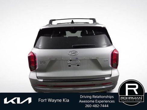 Used 2023 Hyundai Palisade Calligraphy w/ Cargo Package AWD/4WD image 9