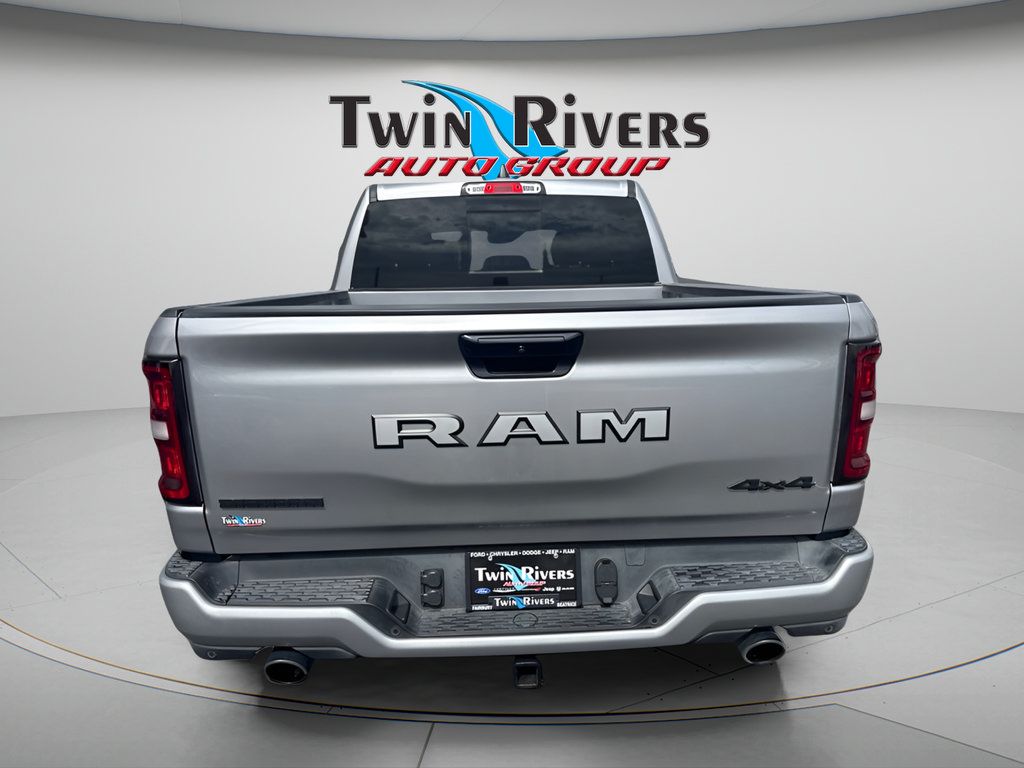 Used 2025 RAM 1500 Big Horn AWD/4WD image 3