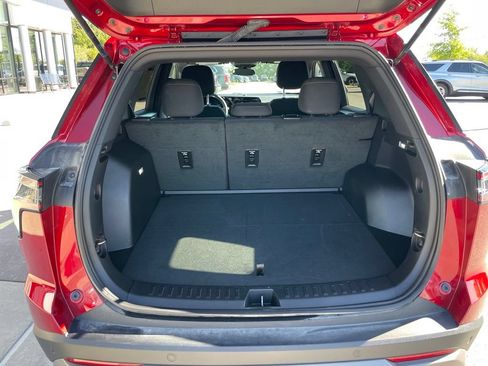 Used 2026 Chevrolet Equinox LT AWD/4WD image 27