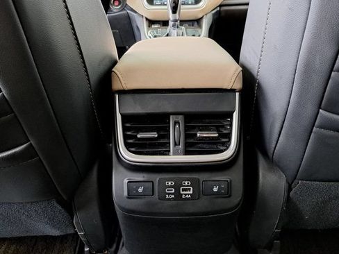 Used 2024 Subaru Outback Limited AWD/4WD image 29
