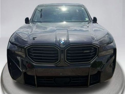 Used 2023 BMW XM AWD/4WD image 2
