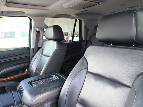 Used 2018 Chevrolet Tahoe Premier AWD/4WD image 12