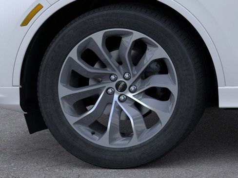 New 2026 Lincoln Aviator AWD image 19