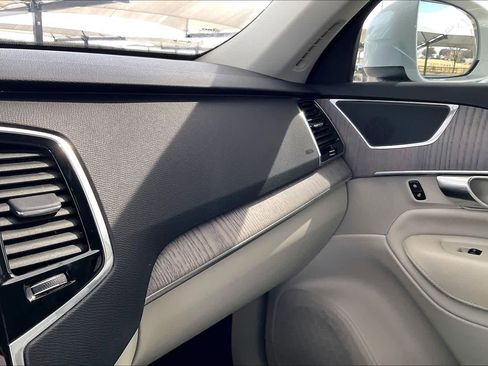 Used 2023 Volvo XC90 T8 Plus w/ Protection Package image 33