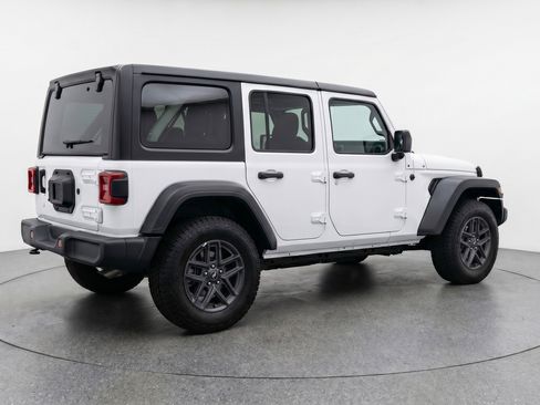 Used 2025 Jeep Wrangler Unlimited Sport AWD/4WD image 9