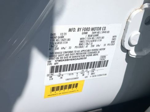 Used 2022 Ford Explorer 4WD w/ Class IV Trailer Tow Package image 37