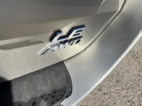 Used 2017 Toyota Sienna LE image 24