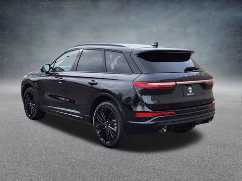 New 2025 Lincoln Corsair Reserve w/ Equipment Group 202A image 5