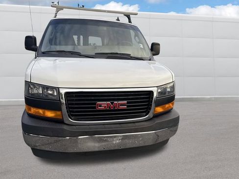 Used 2018 GMC Savana 2500 w/ Enhanced Convenience Package image 11