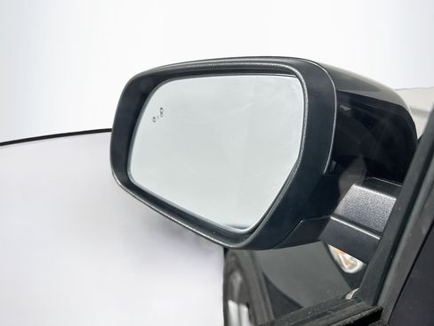 Used 2025 Hyundai Venue SEL FWD image 16