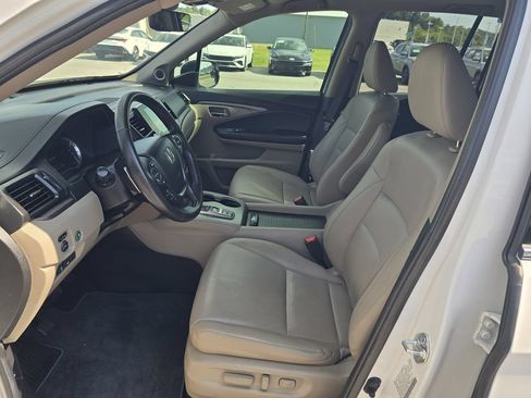 Used 2023 Honda Ridgeline RTL-E image 16