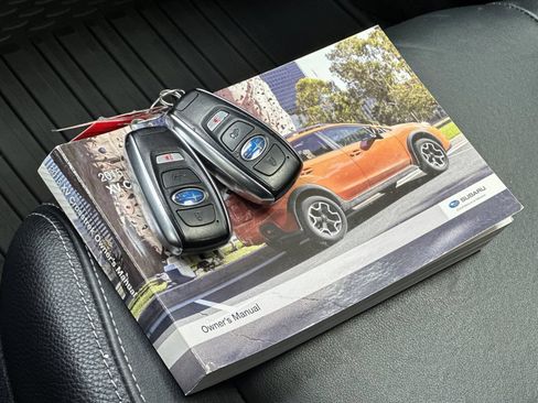 Used 2015 Subaru Crosstrek 2.0i Limited AWD/4WD image 12