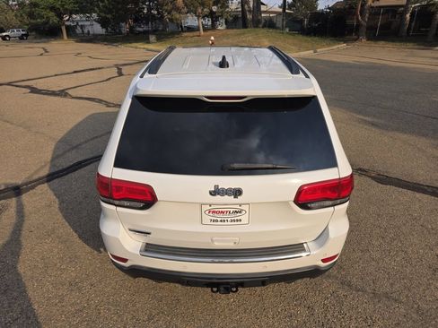 Used 2014 Jeep Grand Cherokee Limited w/ Trailer Tow Group IV AWD/4WD image 6