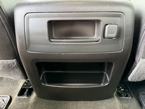 Used 2017 Chevrolet Silverado 1500 LTZ image 37