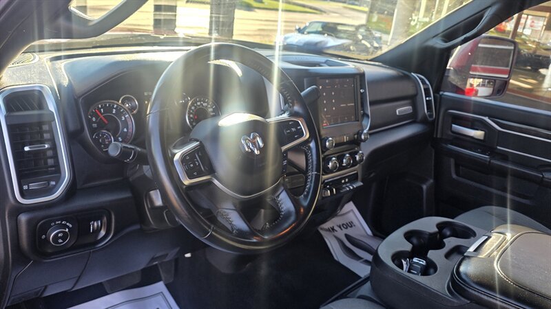 Used 2024 RAM 3500 Big Horn AWD/4WD image 11