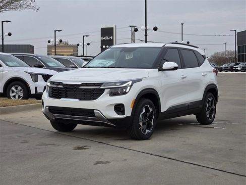 New 2026 Kia Seltos S image 2