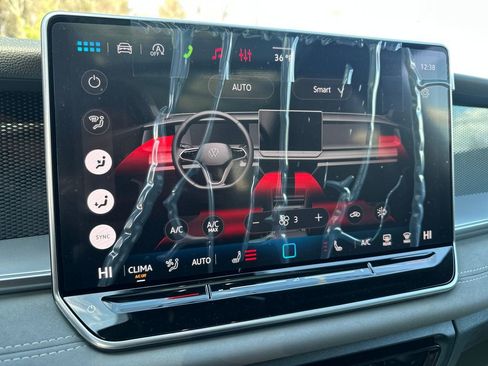 New 2026 Volkswagen Tiguan SE R-Line image 11