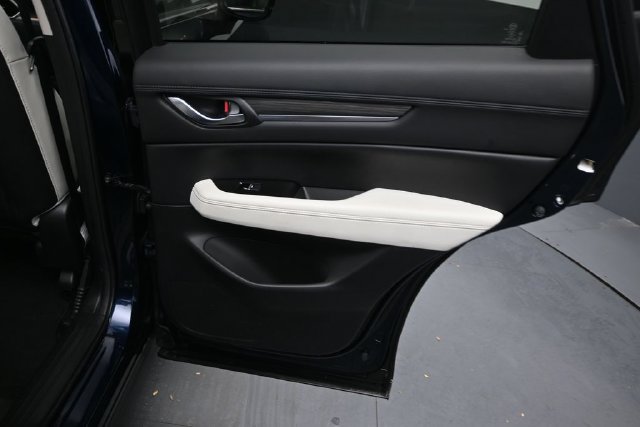 Used 2021 MAZDA CX-5 Grand Touring AWD/4WD image 17
