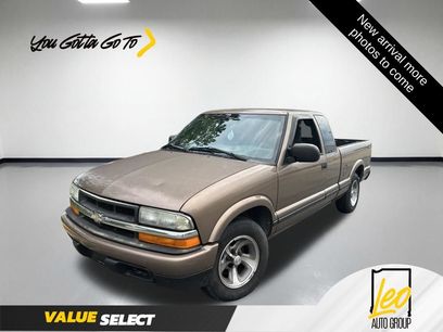 Used 2002 Chevrolet S10 Pickup LS w/ LS Preferred Equipment Group