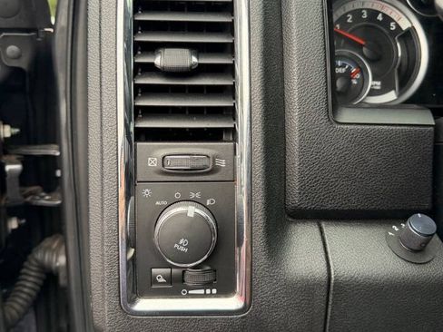 Used 2014 RAM 2500 Laramie AWD/4WD image 10