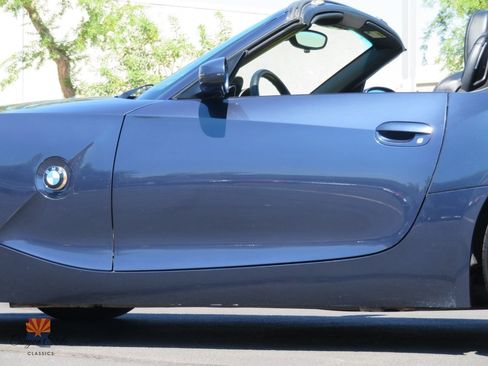 Used 2005 BMW Z4 2.5i RWD image 20