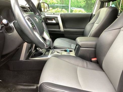 Certified 2023 Toyota 4Runner SR5 Premium w/ Moonroof Package AWD/4WD image 5