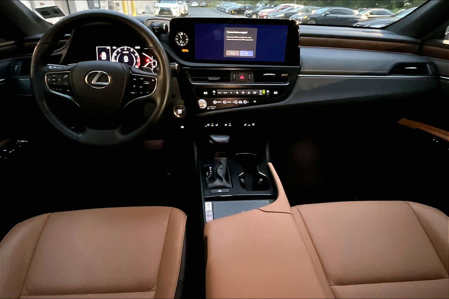 Used 2024 Lexus ES 350 w/ Premium Package FWD image 7