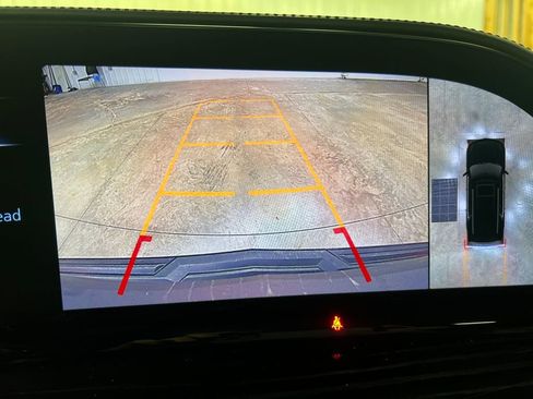 Certified 2021 Cadillac Escalade Sport w/ Driver Assist Tech Package image 26