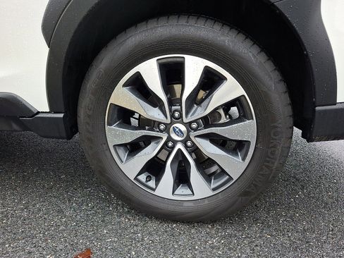 Certified 2023 Subaru Outback Limited image 8