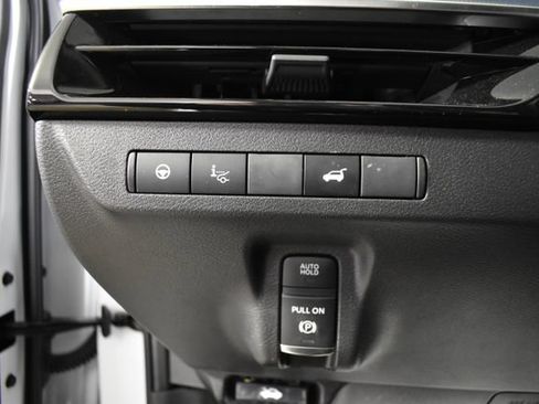 Certified 2026 Nissan Murano Platinum w/ Cargo Package AWD/4WD image 14