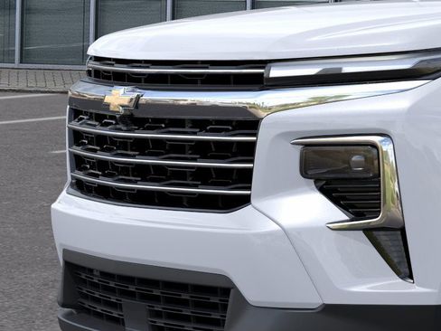 New 2026 Chevrolet Traverse LT w/ Sun and Wheel Package image 37