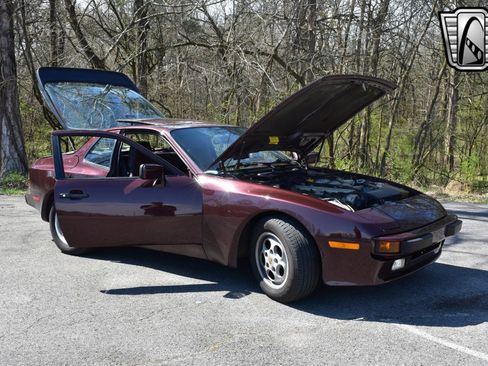 Used 1987 Porsche 944 S image 18