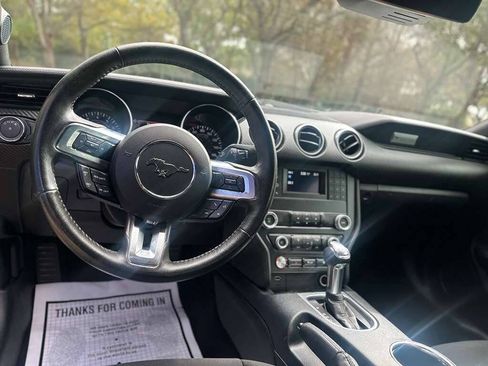 Used 2021 Ford Mustang Coupe RWD image 23