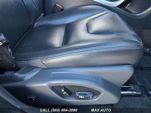 Used 2015 Volvo XC60 T5 Platinum image 23