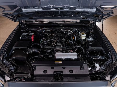 Used 2026 Toyota Tacoma SR5 w/ SR5 Upgrade Package image 28