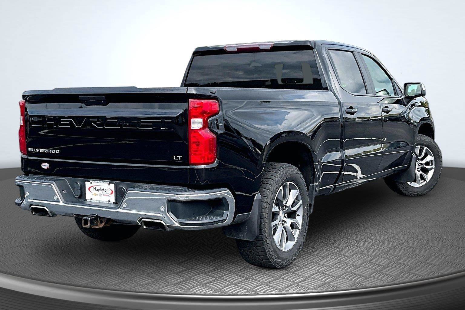 Used 2019 Chevrolet Silverado 1500 LT w/ All-Star Edition AWD/4WD image 2