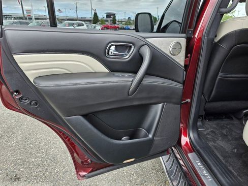 Used 2020 INFINITI QX80 Limited w/ All-Season Package image 25
