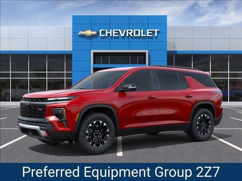 New 2027 Chevrolet Traverse Z71 w/ Enhanced Driving Package AWD/4WD image 2