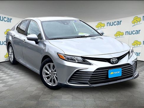 Used 2023 Toyota Camry LE image 1