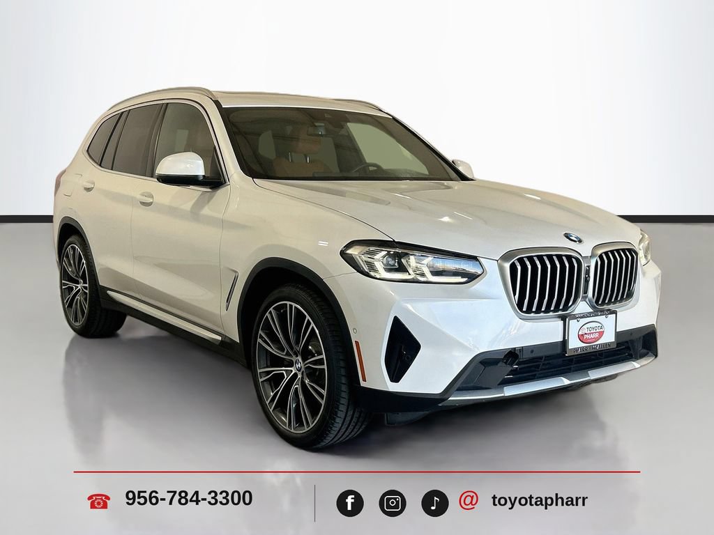 Used 2024 BMW X3 sDrive30i w/ Convenience Package RWD image 3
