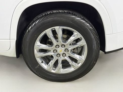 Used 2019 Chevrolet Traverse High Country AWD/4WD image 35