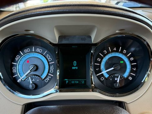 Used 2010 Buick LaCrosse CXL w/ Luxury Package image 22